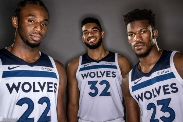 人员更替 人员更替